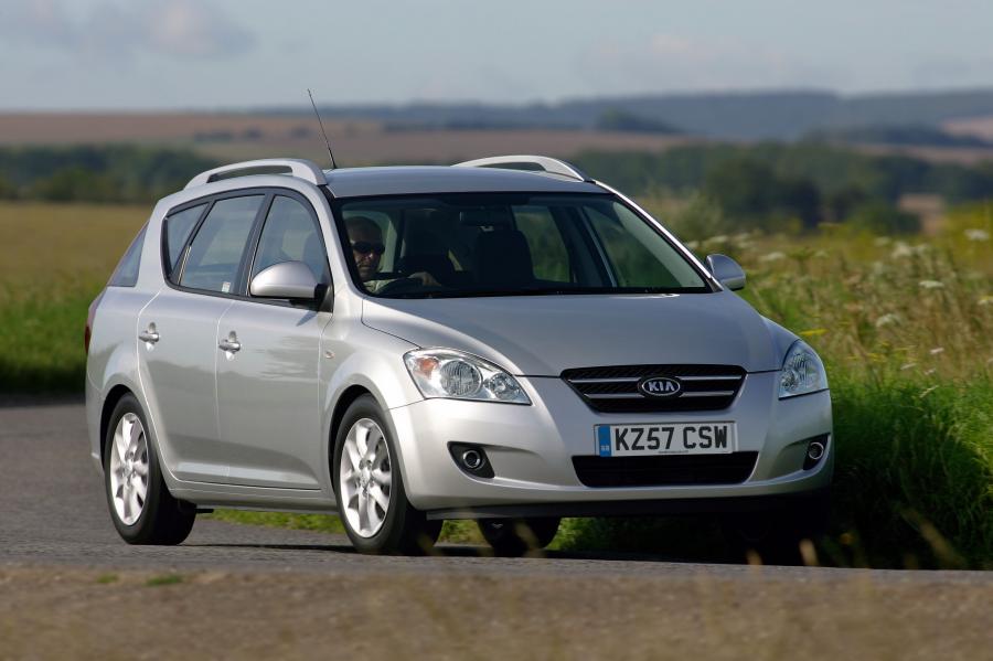  Kia cee&rsquo;d SW 2007 года  (фото 35 из 47)